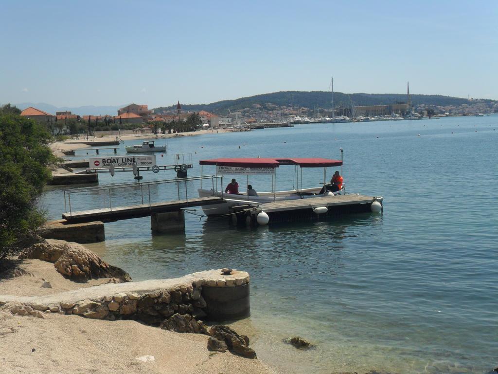 Apartments Valjan Trogir Exterior photo